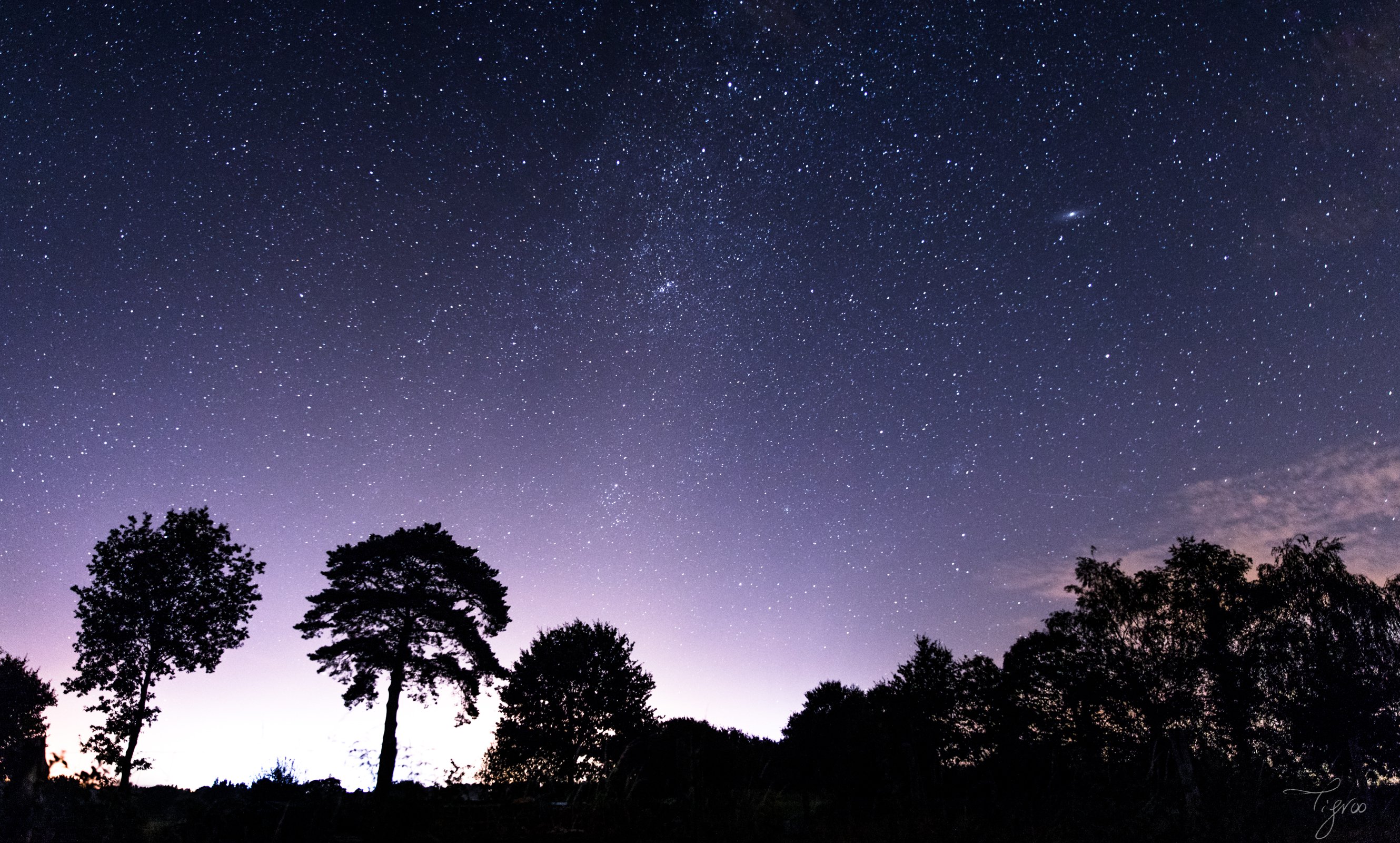 Comète NEOWISE photographe ciel étoiles Voie Lactée pollution lumineuse
